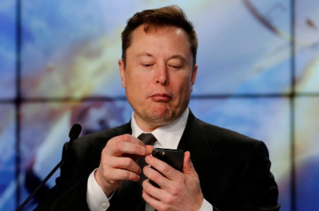 Elon musk Twitter’ı satın aldı: İyi mi oldu, kötü mü oldu?
