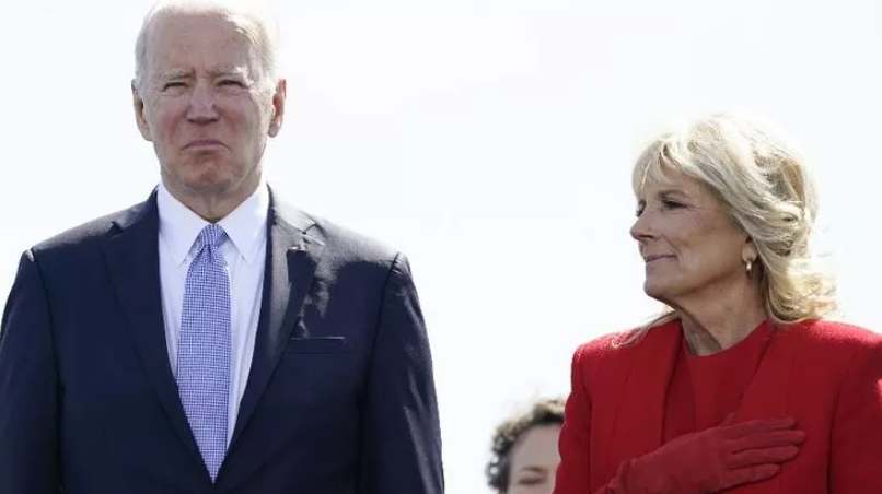 ABD Başkanı Biden’dan yeni gaf: Eşini, başkan yardımcısı yaptı!