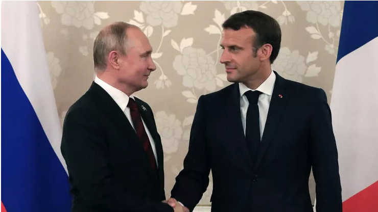 Putin’den Macron’a tebrik mesajı