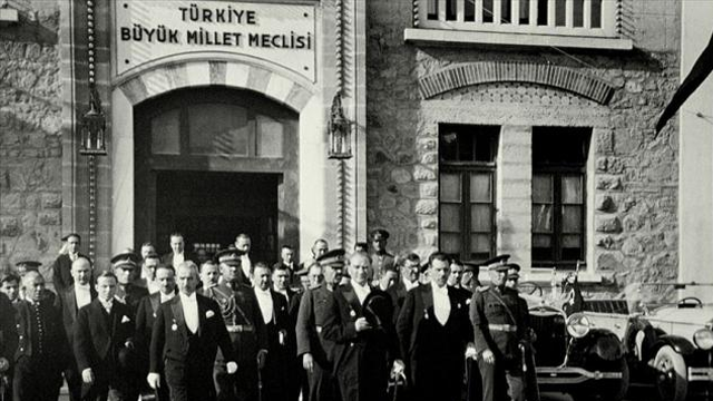 TBMM 102 yaşında