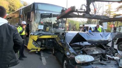 İETT otobüsü 15 araca çarptı