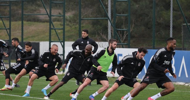 Beşiktaş, Alanyaspor karşısında