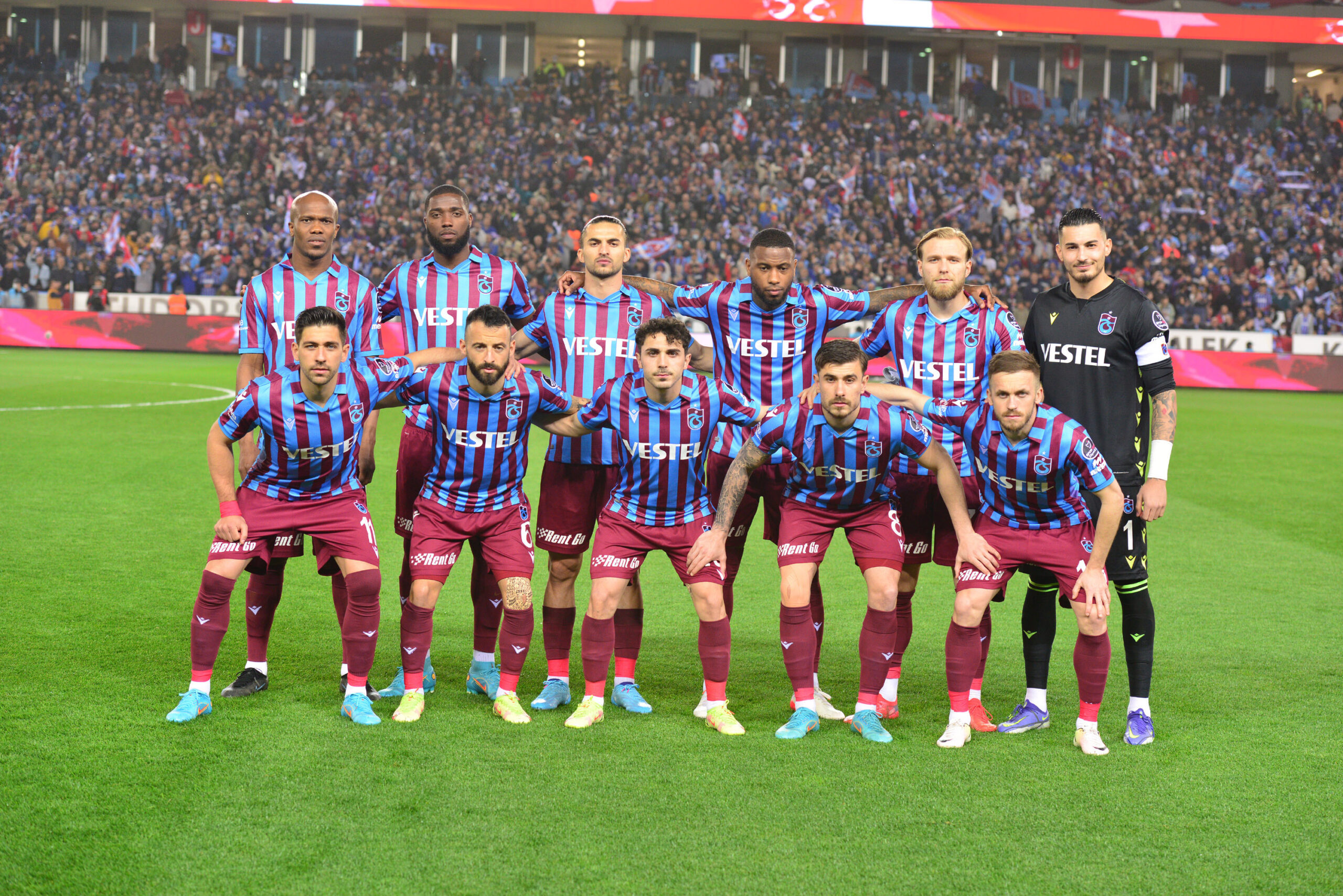 Evinde namağlup Trabzonspor’un erken şampiyonluk hayali