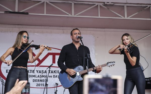 Ünlü sanatçı Haluk Levent’ten EYT açıklaması