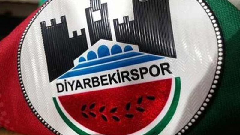 Bilerek gol yediği şüphesiyle kadro dışı bırakıldı Bilerek gol yediği şüphesiyle kadro dışı bırakıldı