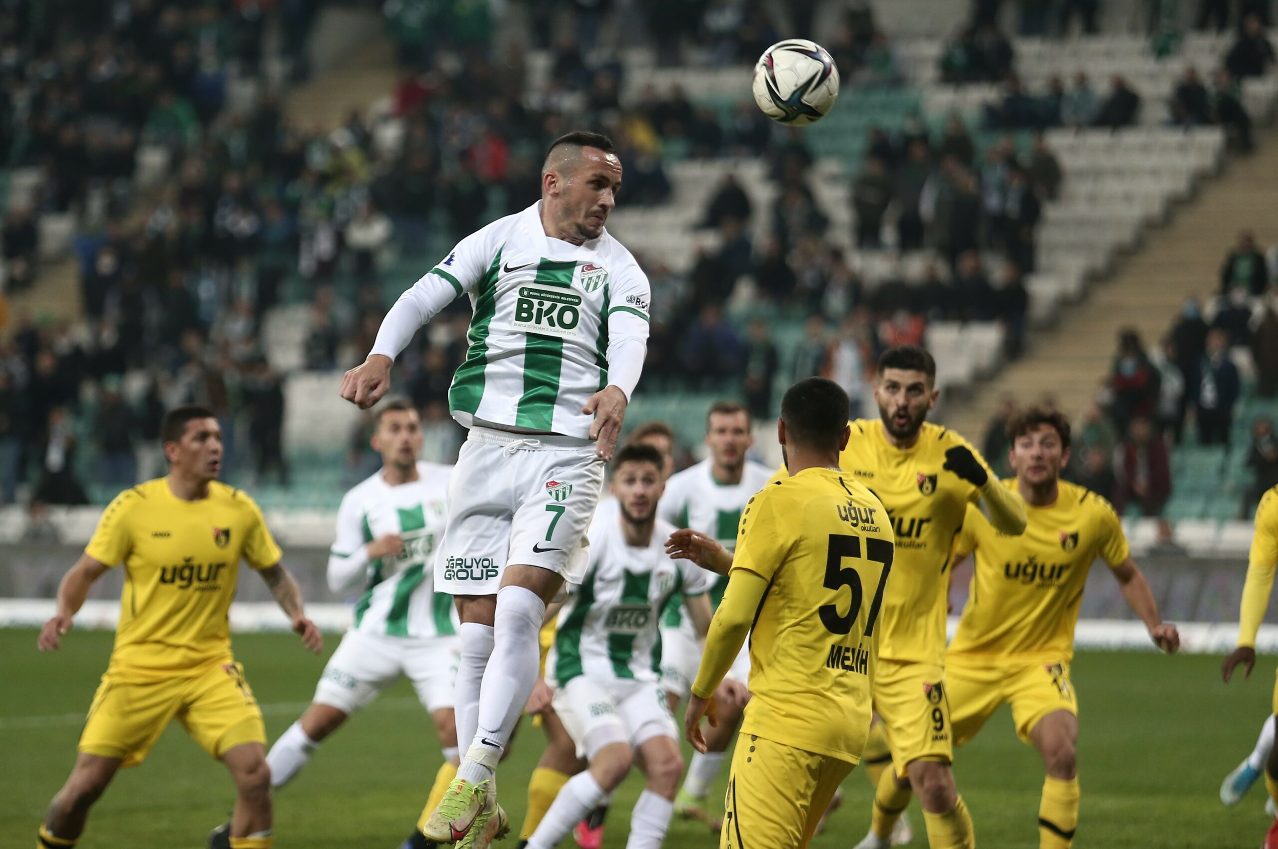 Bursaspor İstanbulspor deplasmanında