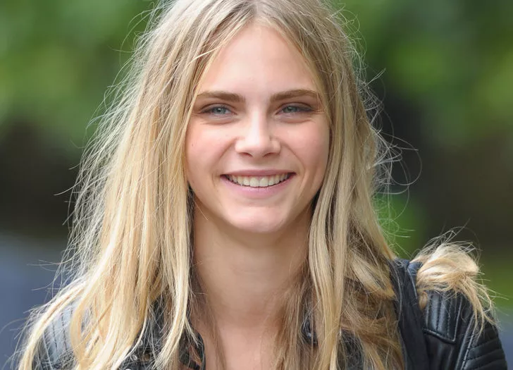 Cara Delevingne Met Gala’ya damga vurdu