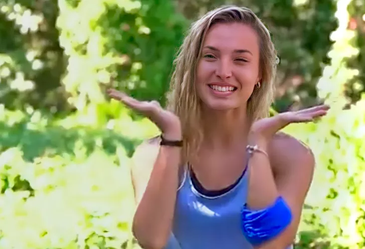 Survivor Sude Burcu mini şortlu pozuyla olay oldu! - Norm Haber