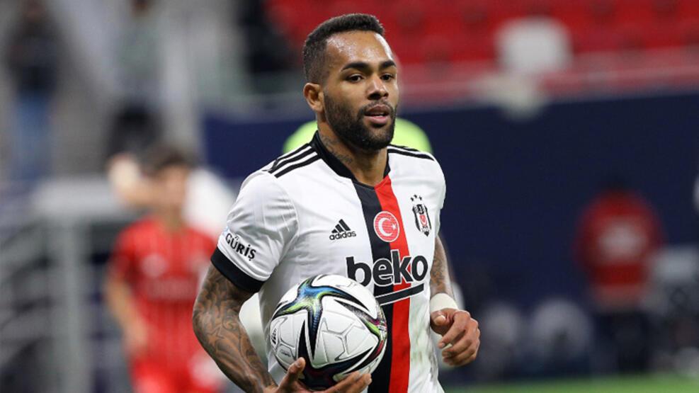 Alex Teixeira Beşiktaş’a veda etti!