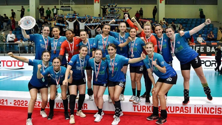 Mavi Kelebekler Avrupa biletini kaptı
