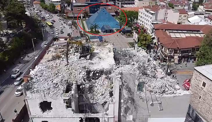 Bursa’da Zafer Plaza’dan çökme sonrası yeni açıklama