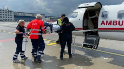 Sağlık Bakanlığı, Çekya’da rahatsızlanan Türk öğrenci için ambulans uçak gönderdi