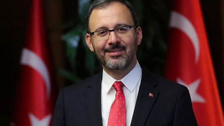 Bakan Kasapoğlu’ndan milli halterciler için tebrik mesajı