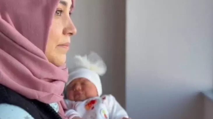Sağlık Bakanı Koca paylaştı! ‘Anneler günü annesi, anneler günü bebeği’