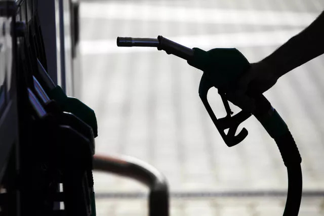 Akaryakıta yeniden zam geliyor! Benzin ve LPG fiyatı…