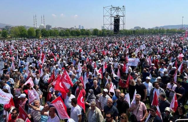 Banu Avar’dan EYT mesajı: Bir araya gelen kazanır