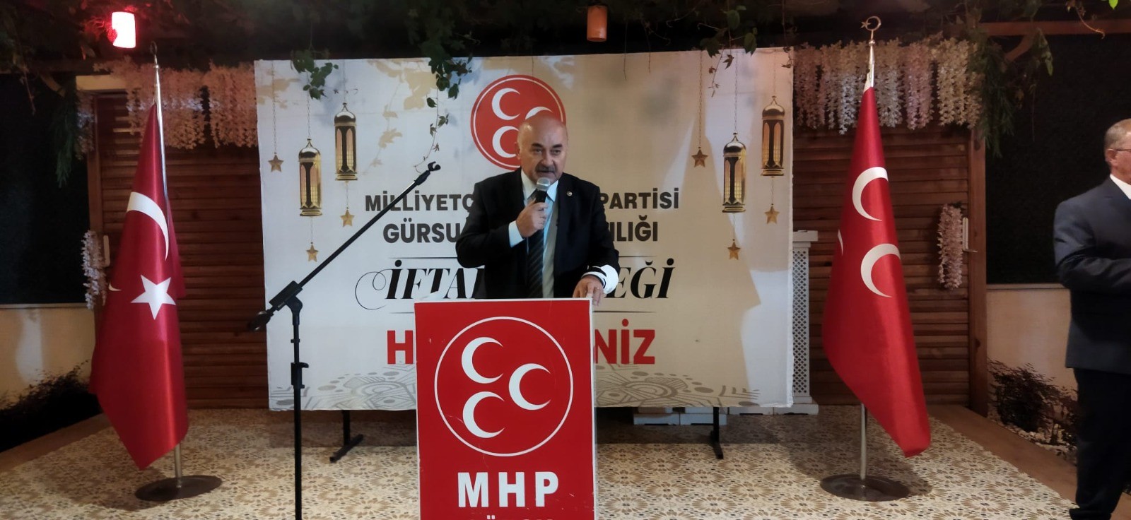 MHP’li Vahapoğlu Bursa’da konuştu: Bu günler geçecek