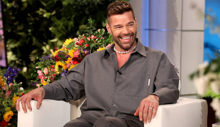 Ricky Martin diziyle ekrana dönüyor