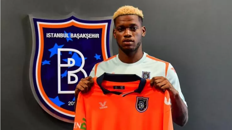 Francis Nzaba Başakşehir’e transfer oldu