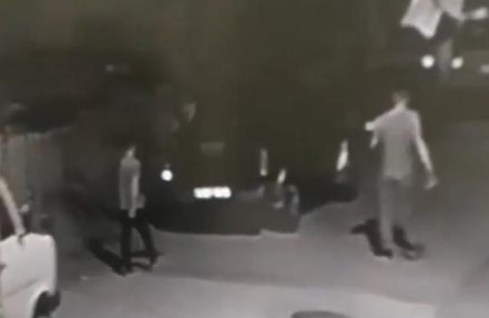 Bursa’da bekçileri görünce kaçan hırsızlar kamerada