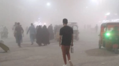 Irak’ı kum fırtınası vurdu: Yüzlerce kişi hastaneye kaldırıldı