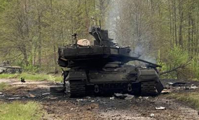 Ukrayna ordusu Rus T-90 tankını imha etti Ukrayna ordusu Rus T-90 tankını imha etti