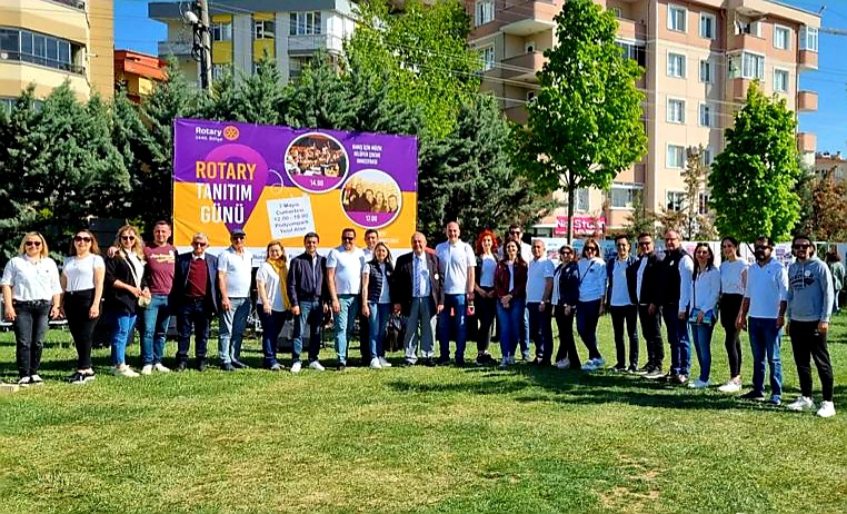 Bursa’daki Rotary Kulüpleri projelerini anlattı