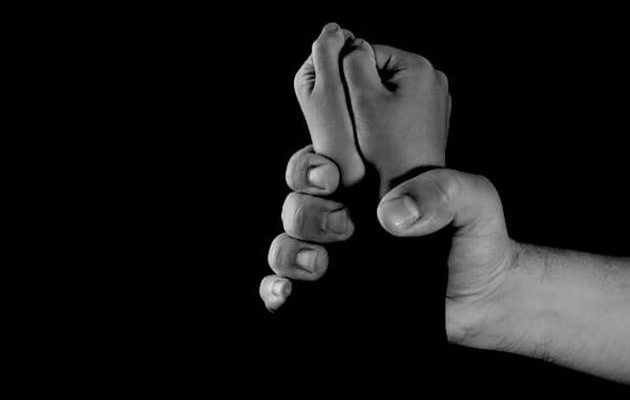 Ortaokulda skandal! Öğrencisini cinsel ilişkiye girmeye zorladı