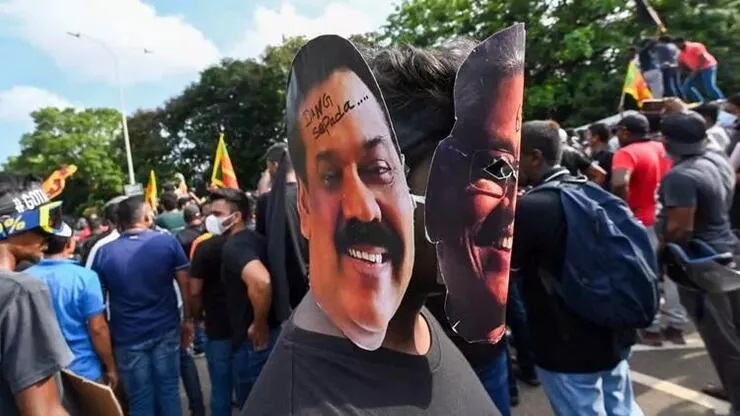 Sri Lanka Başbakanı Rajapaksa istifa etti