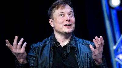 Elon Musk Twitter’ı alır almaz kolları sıvadı! Hükümetlerden ve şirketlerden ücret talep edecek