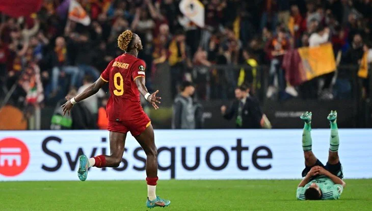 Konferans Ligi’nde finalin adı Roma-Feyenoord