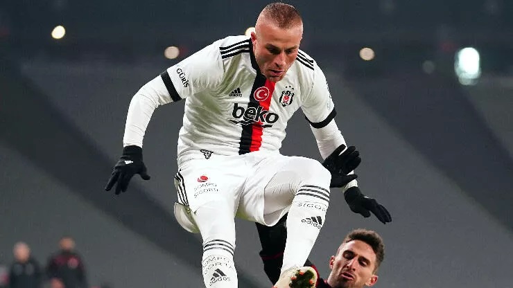 Gökhan Töre’nin menajerinden transfer açıklaması