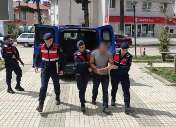 Bursa’da Jandarma olduğunu söyleyerek dolandıran şüpheli yakalandı