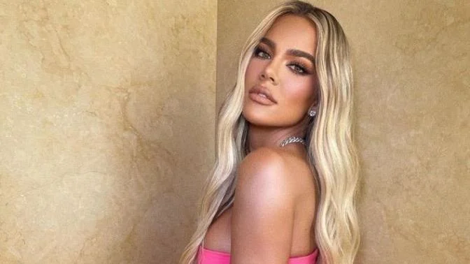 Khloe Kardashian kardeşine seslendi: Gel, salatalık doğramayı öğreteyim