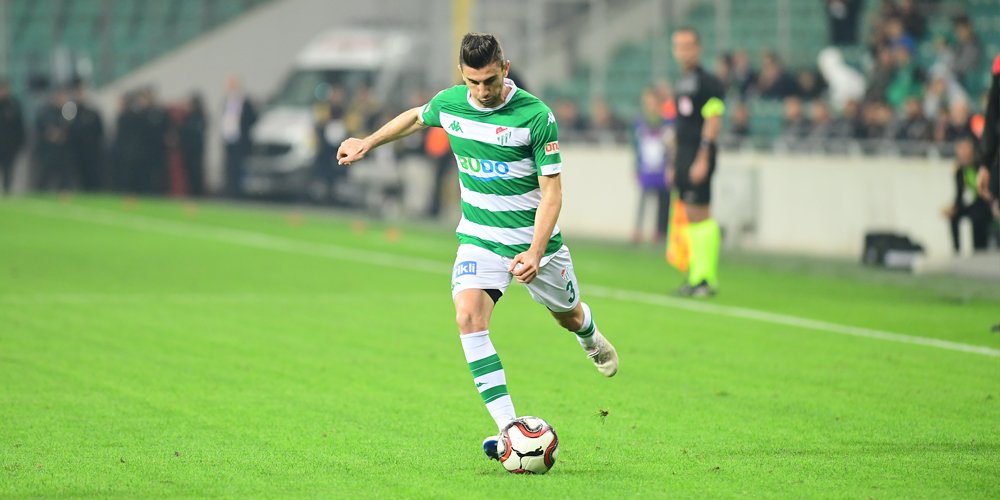 Onur Atasayar, Bursaspor’a veda etti