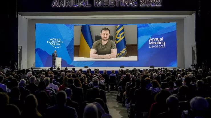 Davos’ta dünyaya seslendi: Zelenski’den ambargo çağrısı