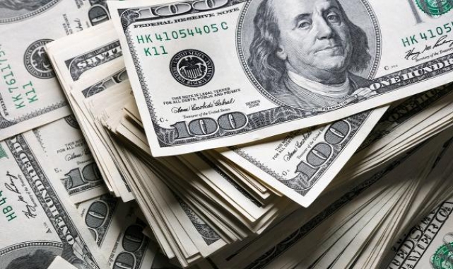 Yıl sonu dolar kuru tahmini yükseldi