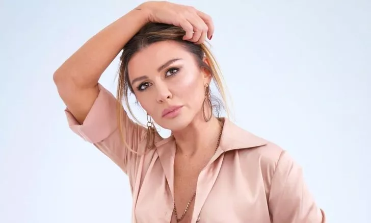 Selen Görgüzel cesur pozuyla Instagram’ı salladı!