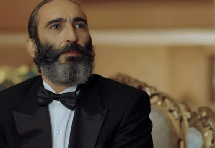 Fırat Tanış sevgilisi İklim Tamkan ile yakalandı