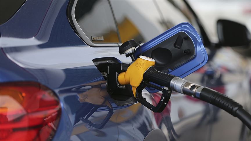 Benzin ve motorine bir zam daha bekleniyor