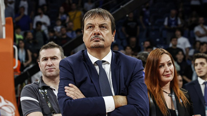 Fenerbahçe’den Ergin Ataman’a gönderme