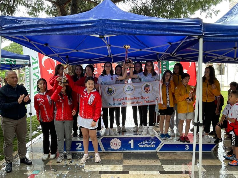 Dostum Oryantiring Takımı U14’te Türkiye şampiyonu oldu