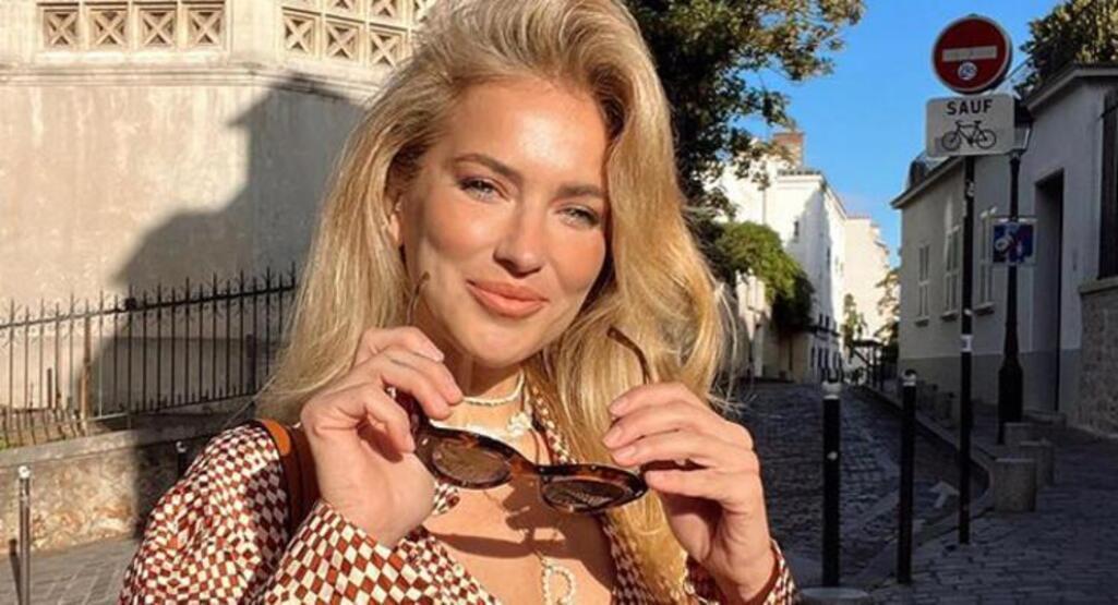 Burcu Esmersoy tatil için İtalya’ya uçtu