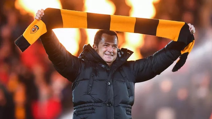 Acun Ilıcalı eski Galatasaraylı yıldızın peşinde