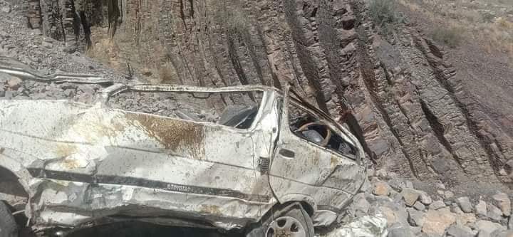 Minibüs vadiye düştü: 18 ölü, 4 yaralı