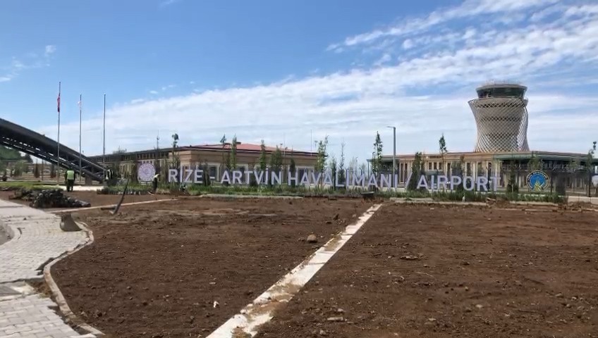 Rize-Artvin Havalimanı’na İstanbul’dan ek uçak seferleri konuluyor Rize-Artvin Havalimanı’na İstanbul’dan ek uçak seferleri konuluyor