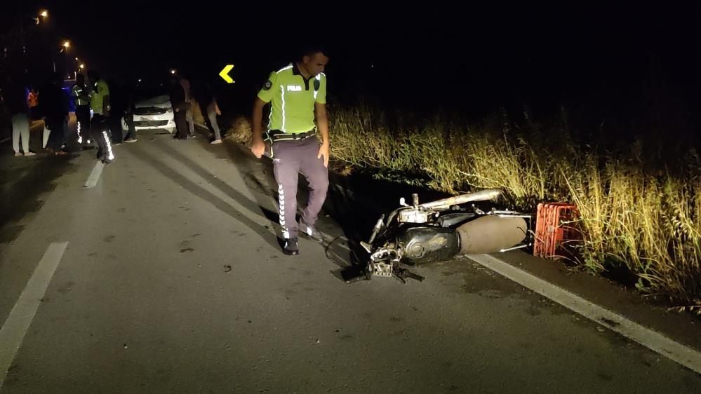 Bursa’da otomobil ve motosiklet kafa kafaya çarpıştı