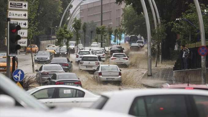 Ankara’da okullar tatil edildi