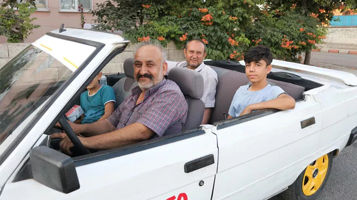 Hayalini kurduğu üstü açık otomobili kendi yaptı