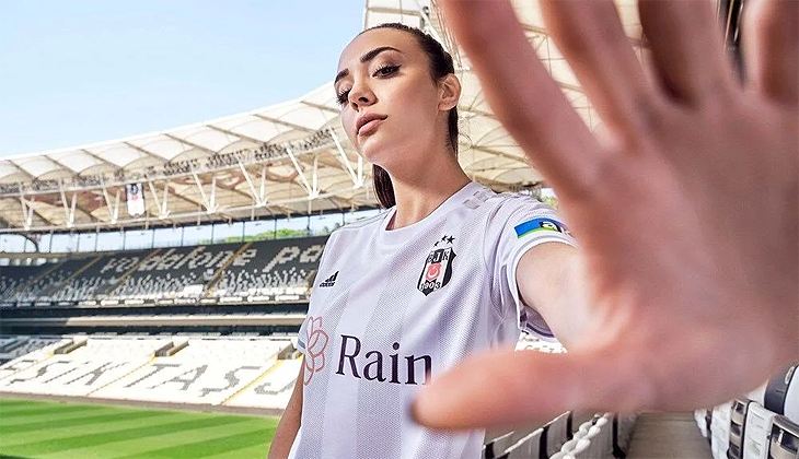Beşiktaş, yeni sezon formalarını tanıttı
